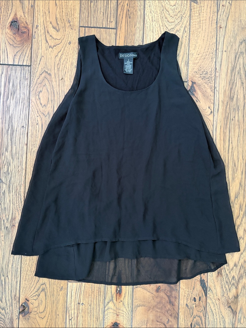Design365 Black Layered Scoop Neck Camisole